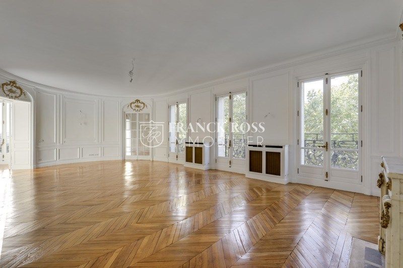 appartement 6 pièces en location sur PARIS (75007)