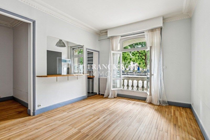 appartement 2 pièces en location sur PARIS (75007)