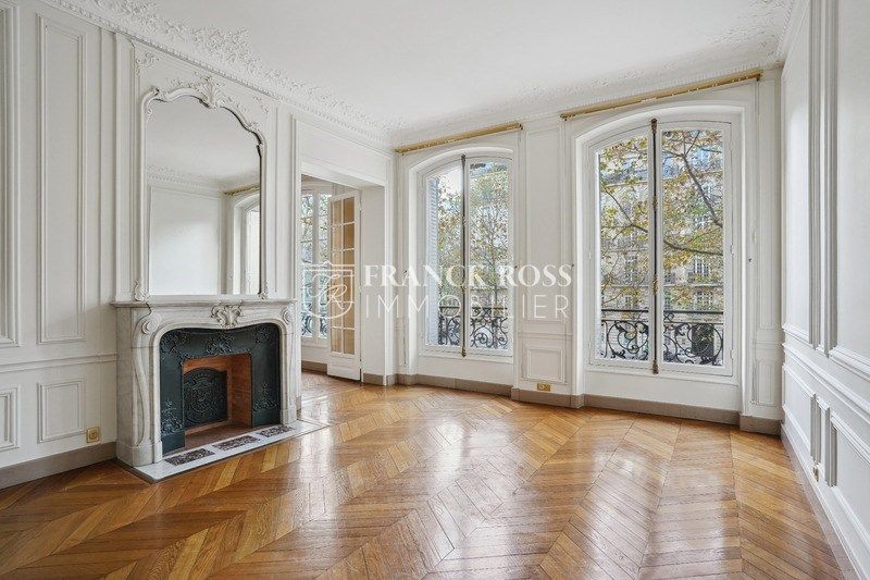 appartement 5 pièces en location sur PARIS (75007)